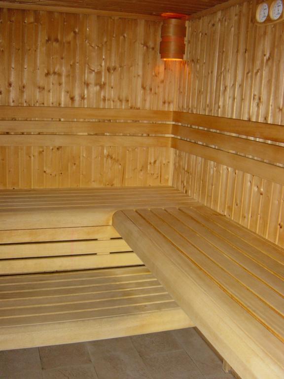 Club 218 Wellness Studio Siofok Luaran gambar