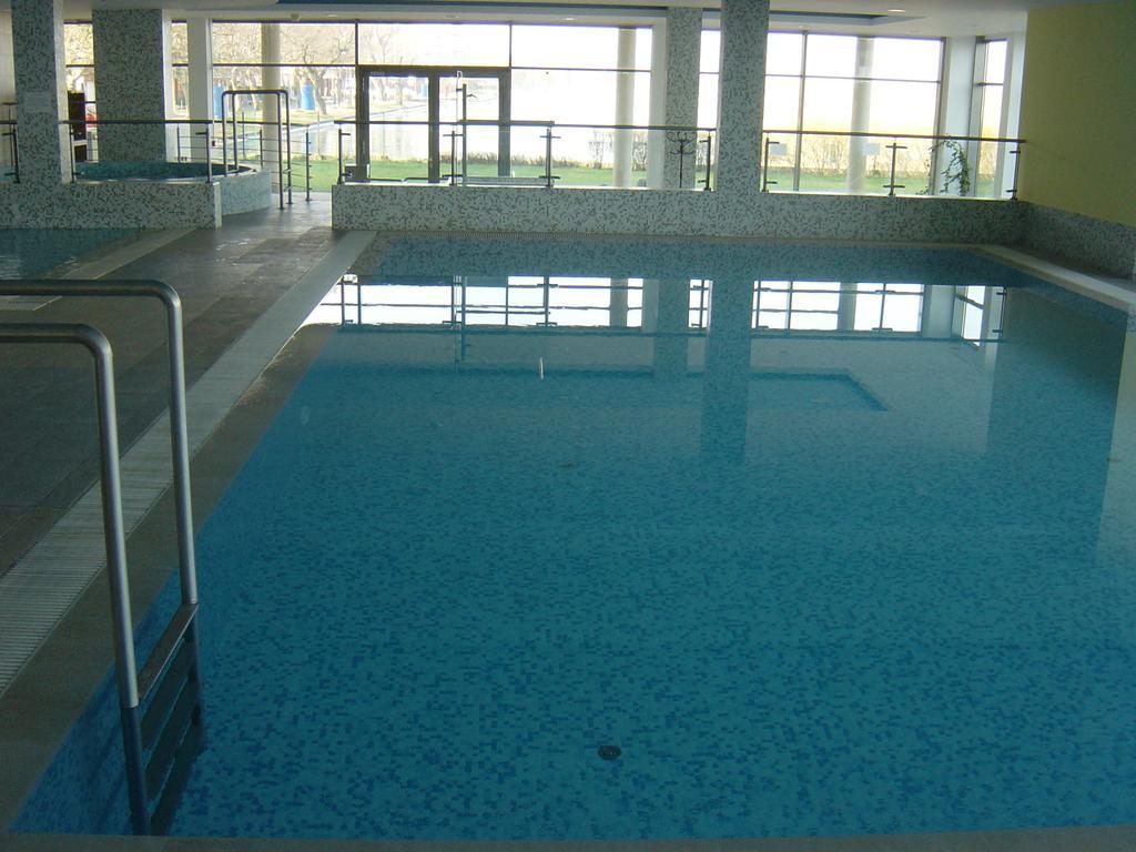 Club 218 Wellness Studio Siofok Luaran gambar